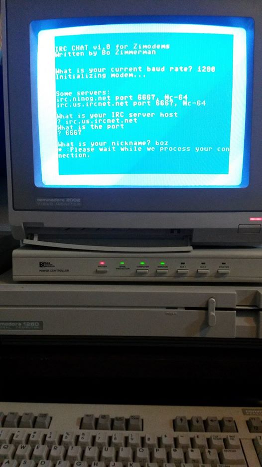 c128dRunningIRCforWiFiModem.jpg