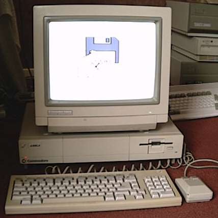 amiga1000systemonCarpet.jpg