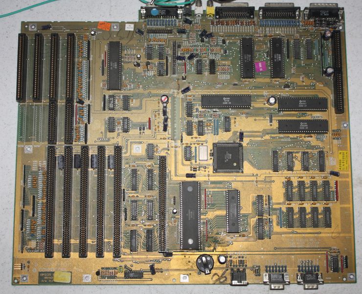 a2000motherboard1.jpg