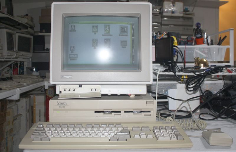 a3000mineLowFrontSysPortrait1-CA1002728.jpg