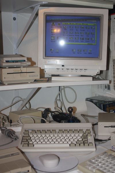 amiga600mineSystemWorkbench.jpg