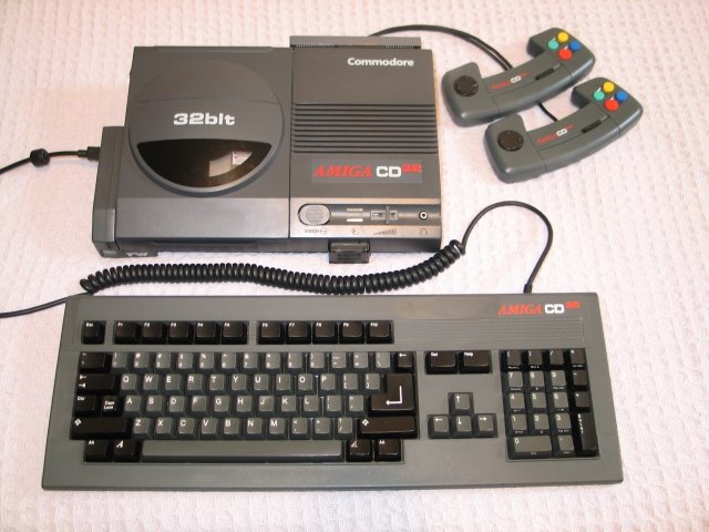 cd32wSpecialKeyboard.jpg