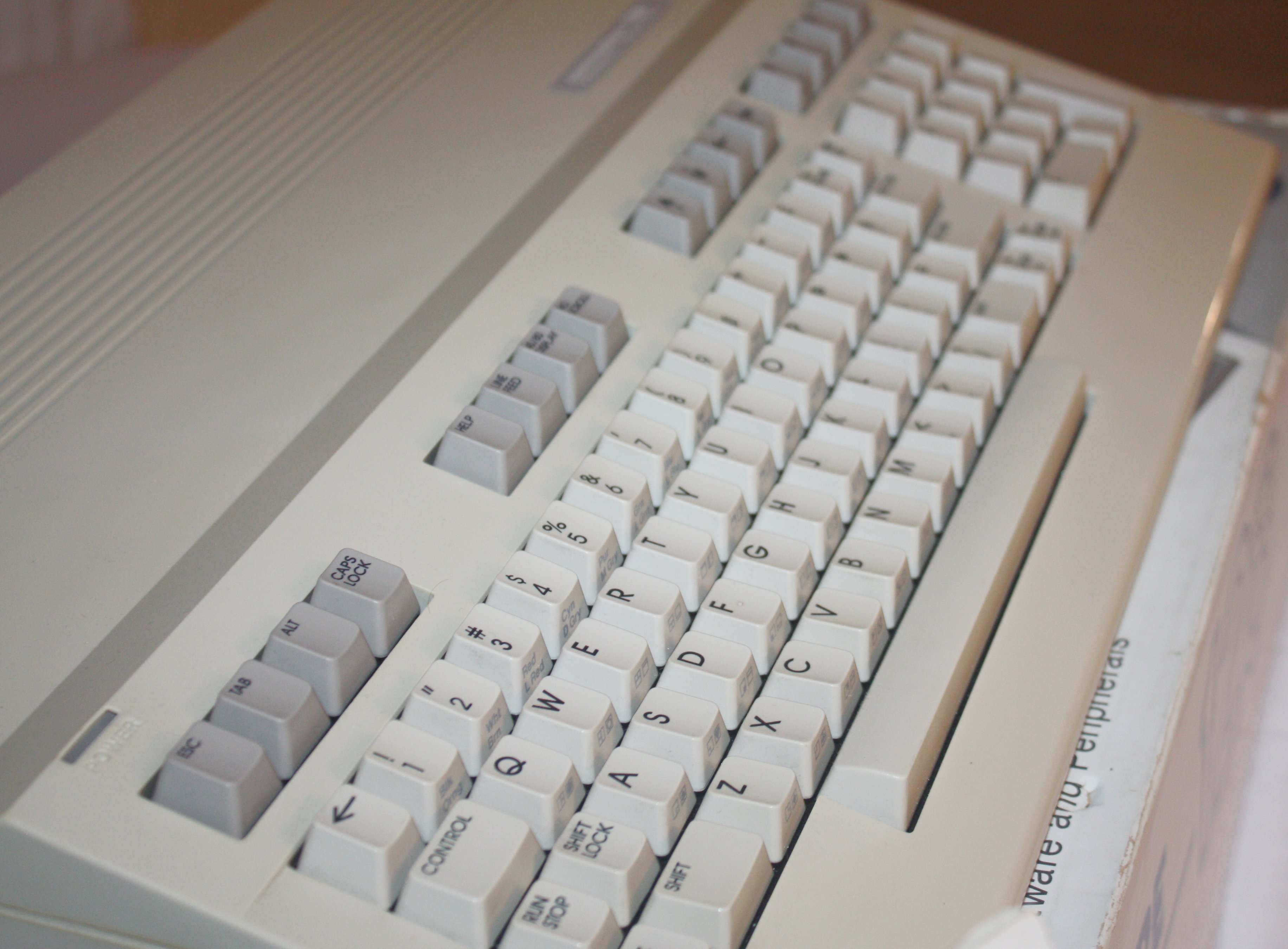 c128mineCloseKeyboard-CA1802572.jpg