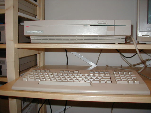 c128-dOnShelf.jpg