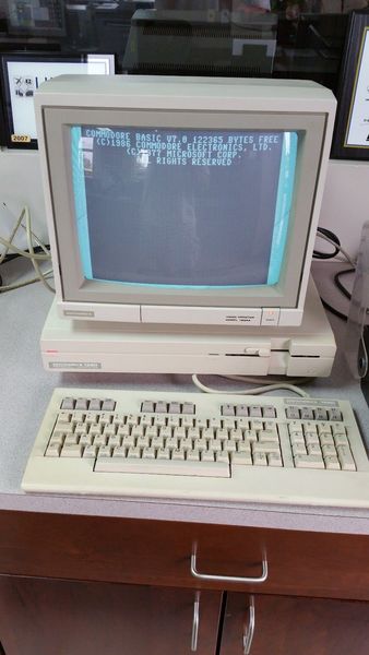 c128donDesk.jpg