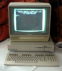 commodore1280wMonitorOnWhite.jpg