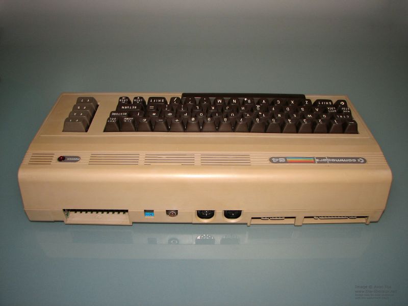 Commodore-64-Brown-England-REV-A-002.JPG