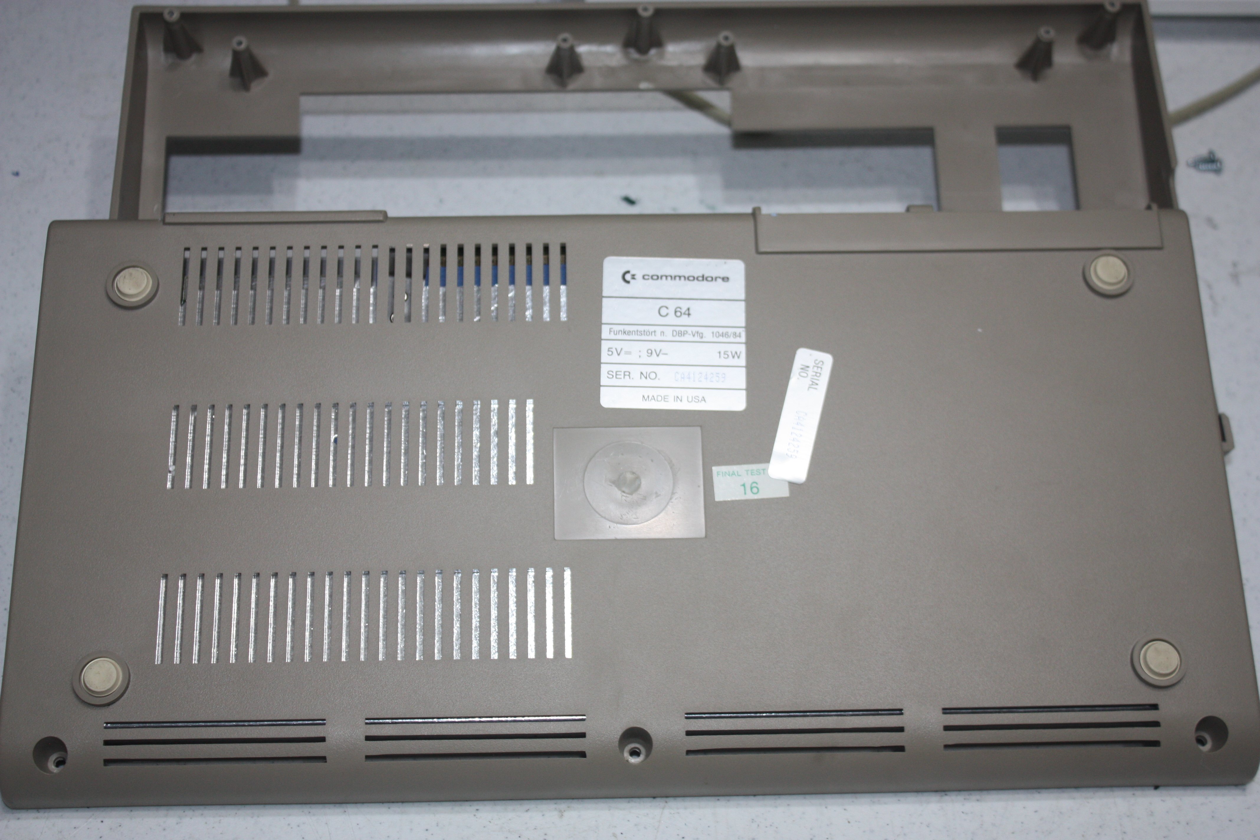 c64aldiMineBottom-CA4124259.jpg