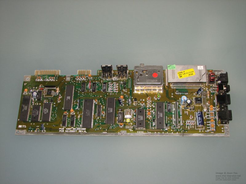 Commodore-64-White-Hong-Kong-REV-A-010-Motherboard.JPG