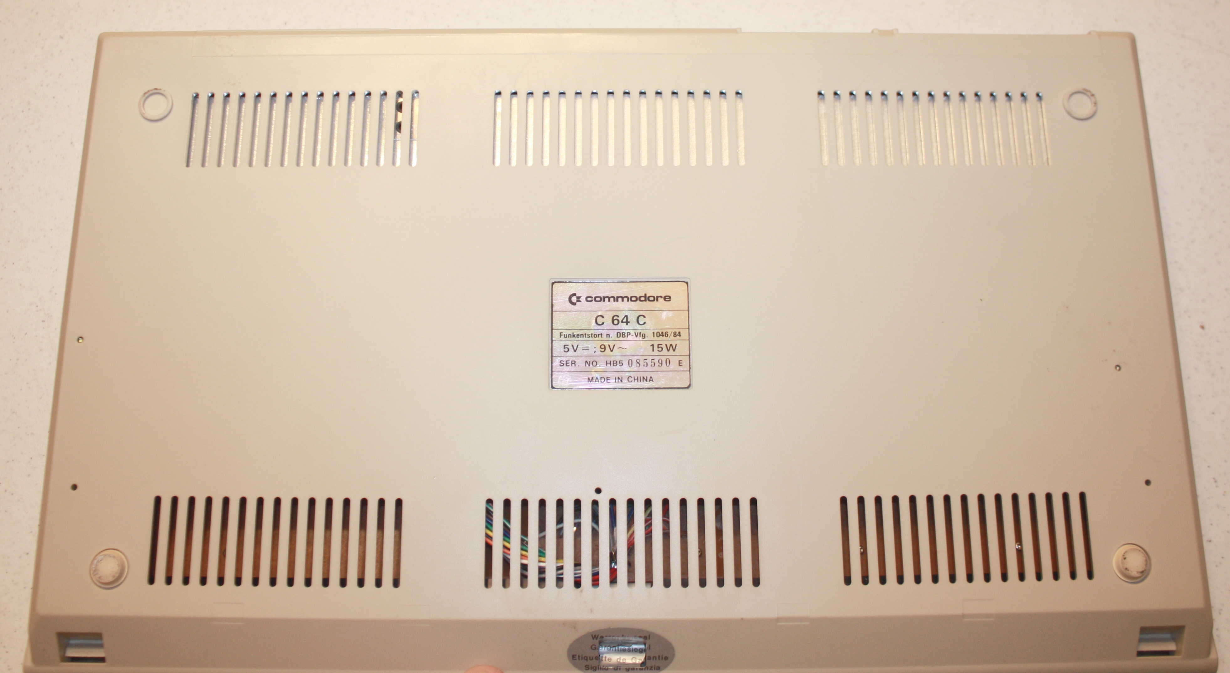 c64cMineEmbossedBottom-HB5085590E.jpg