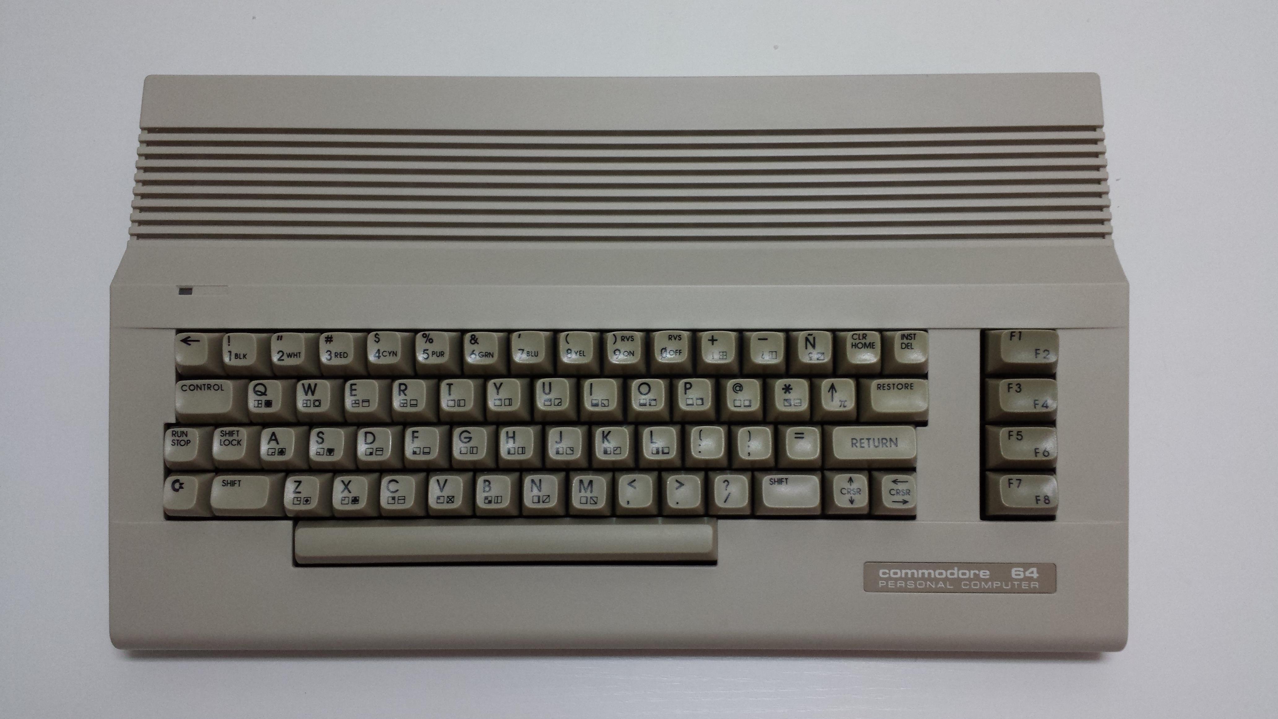 c64cSpanishKeyboard.jpg