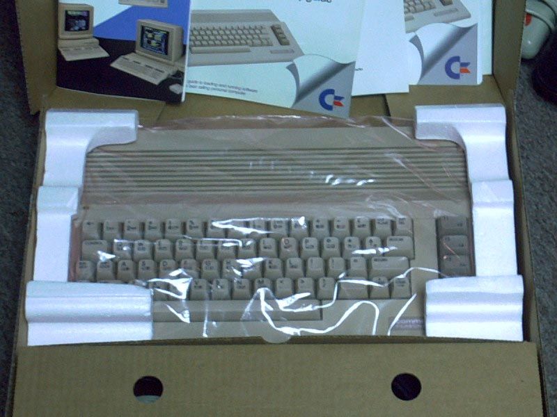 c64cinBox.jpg