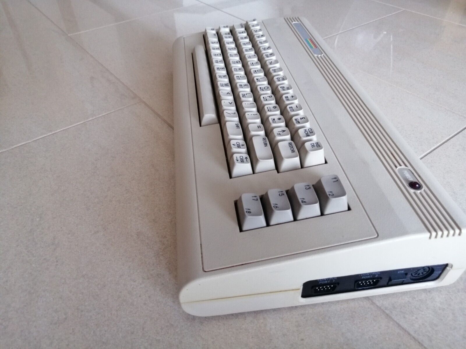 c64geBayTanFloor3.jpg