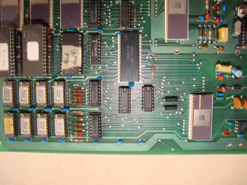 vic40motherboard1.jpg