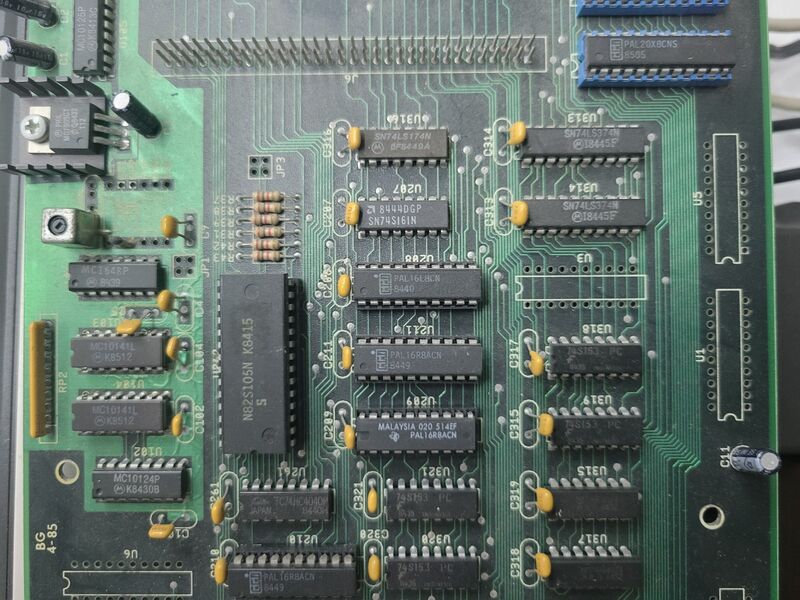 c900_hr_card_top_7.jpg