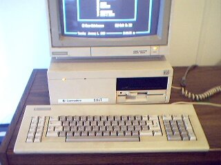CommodoreColtondesk.jpg