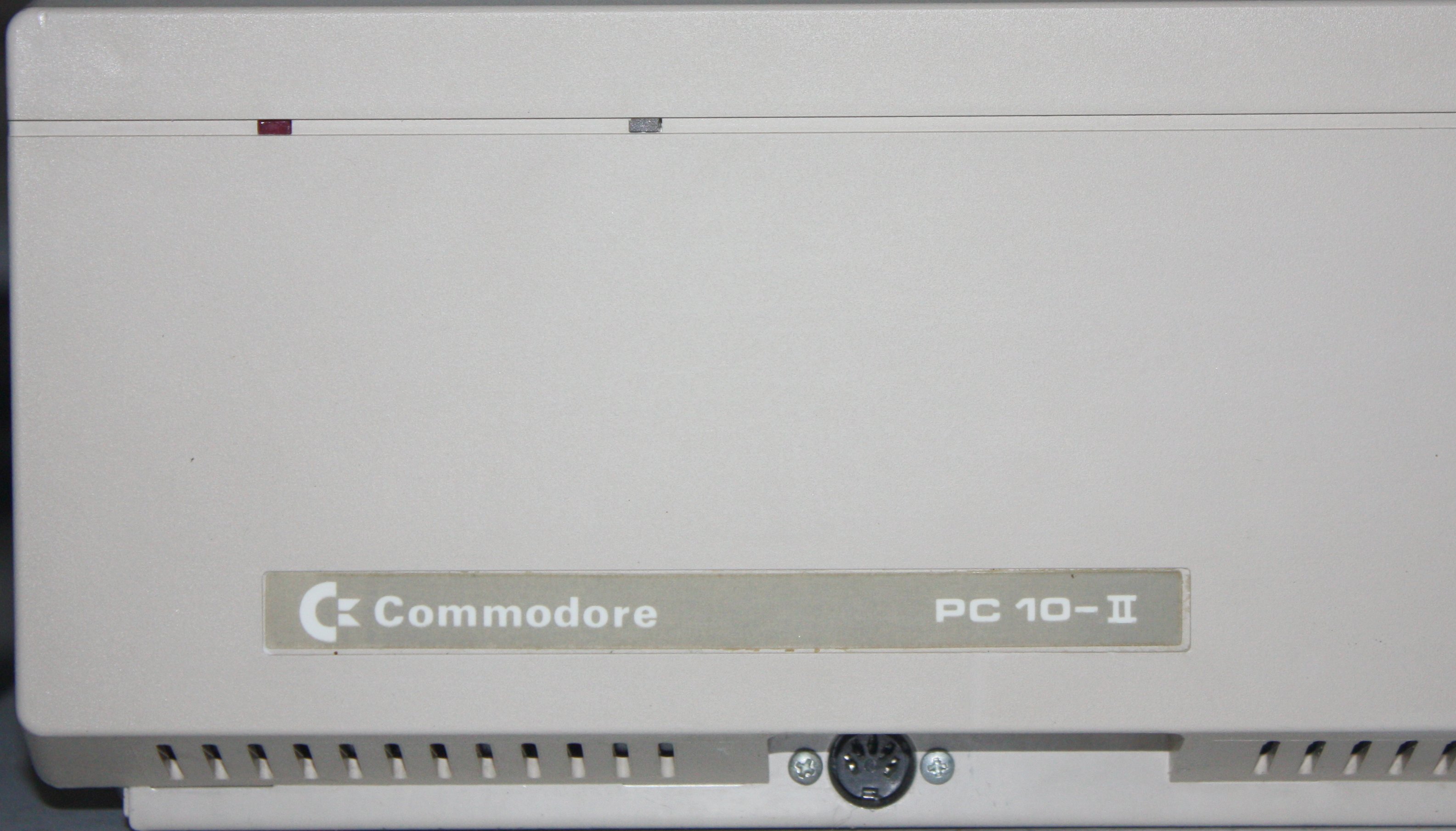 pc10-2mineLeftFrontPanel-DA4072609.jpg