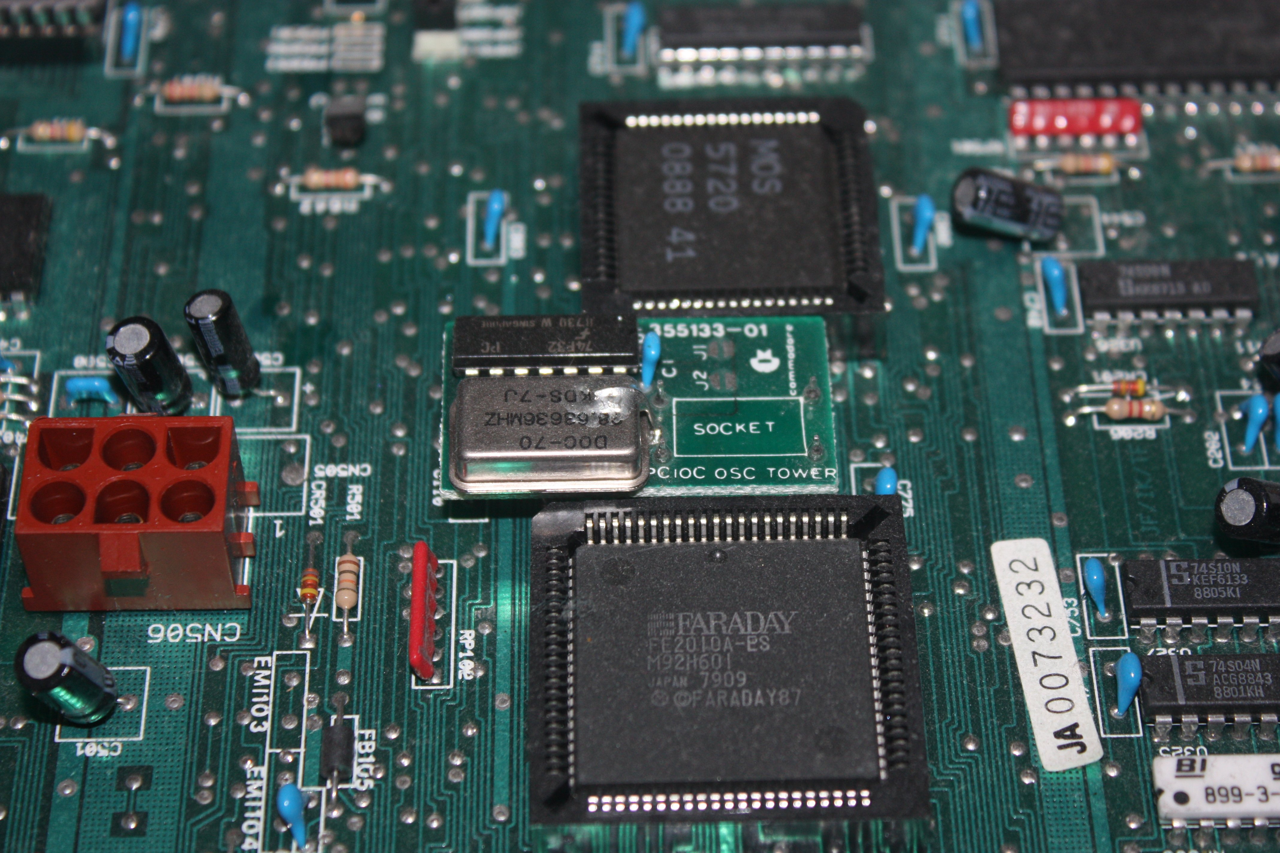 pc10iiiMineMotherboardCrystalTower-CA1025291.jpg