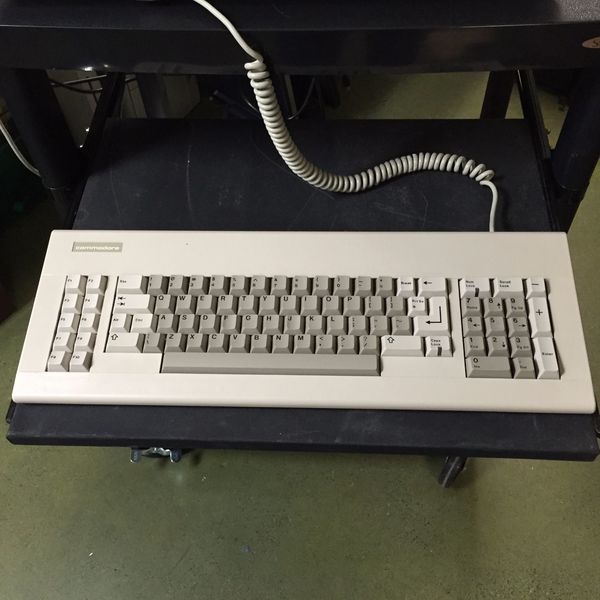 pc10keyboard.jpg