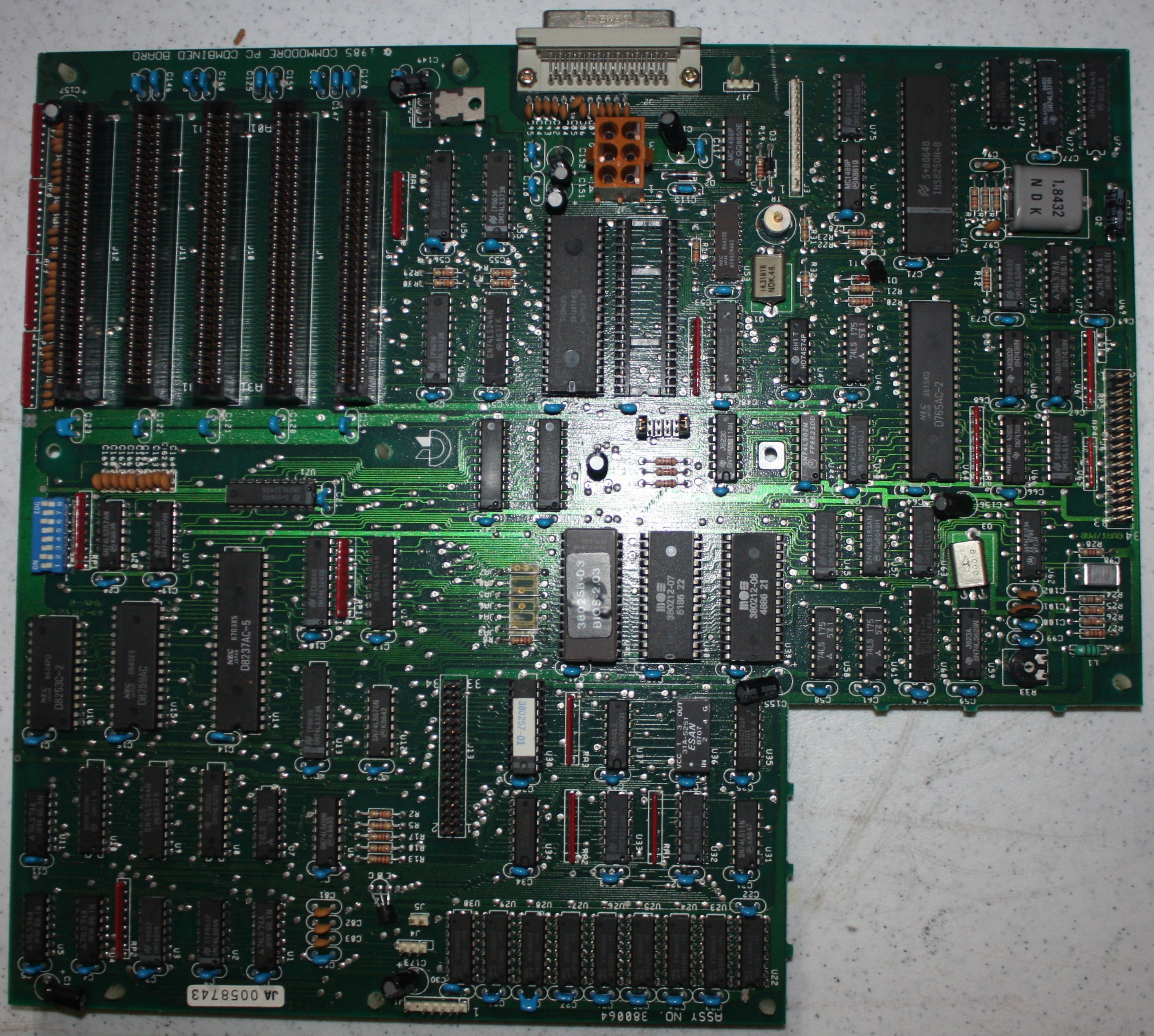 pc10mineMotherboard1-JA1037309.jpg