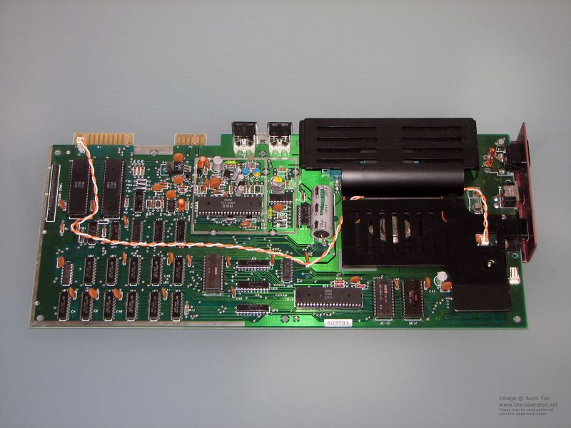 Commodore-Vic-20-007-Motherboard.JPG