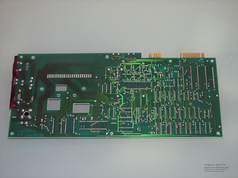 Commodore-Vic-20-009-Motherboard.JPG