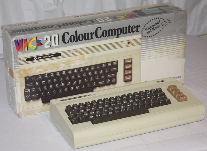 vic20mineLHSAnglewBox-wgb56204.jpg