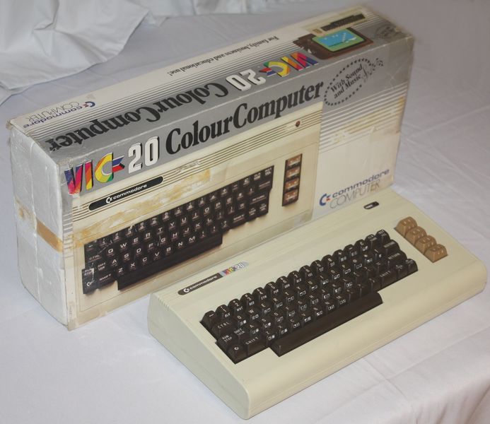 vic20mineLHSAnglewBox2-wgb56204.jpg