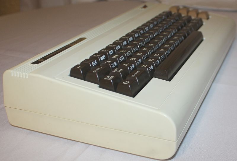 vic20mineLHSKeysPortrait-Spare-V006926.jpg