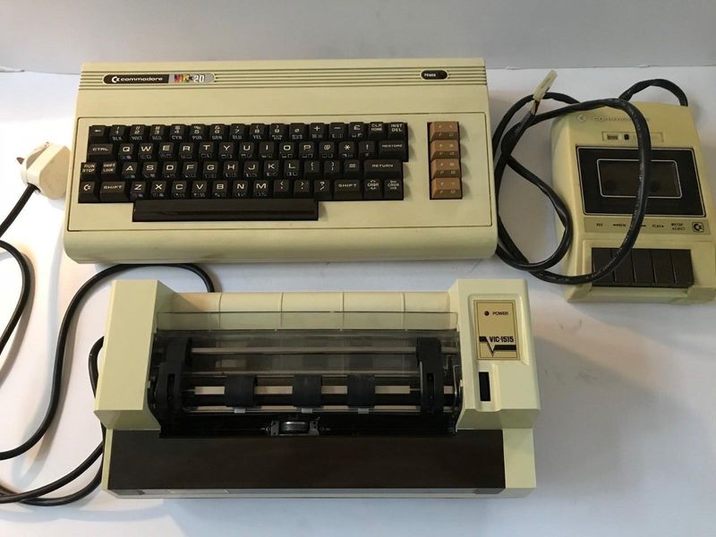 vic20syspicOnWhite.jpg