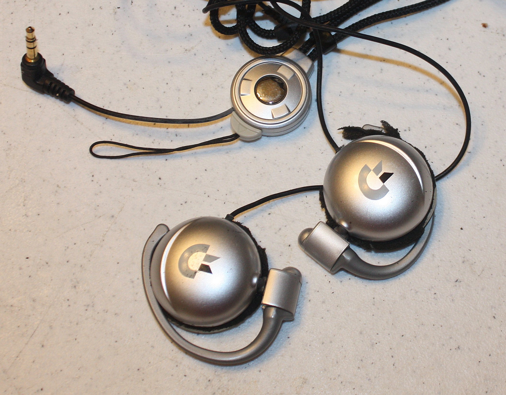 EVICMineMP3Earphones-.jpg