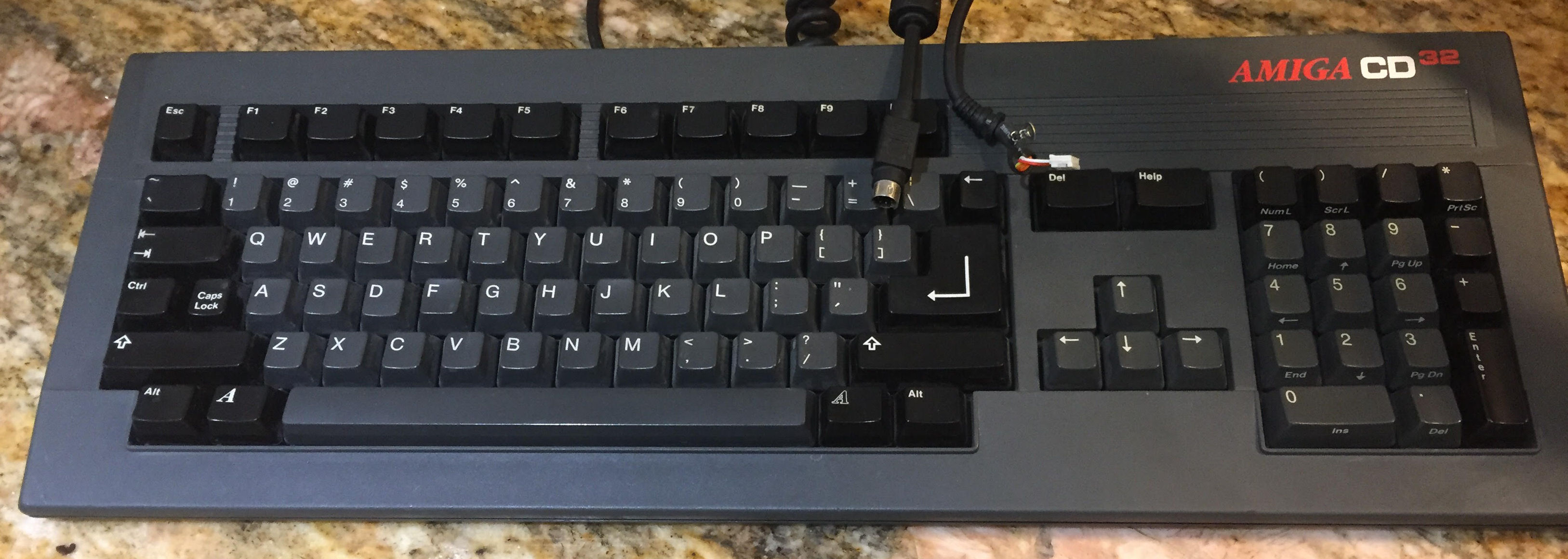 cd32keyboard.jpg