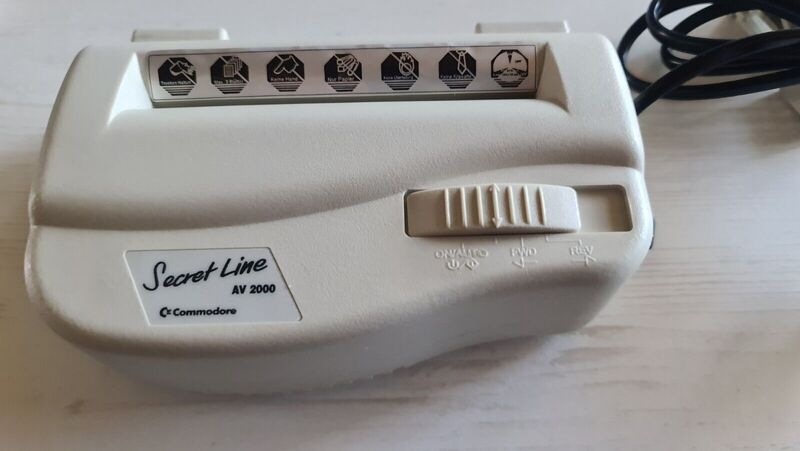 Commodore-Aktenvernichter-AV2000-Shredder-4.jpg
