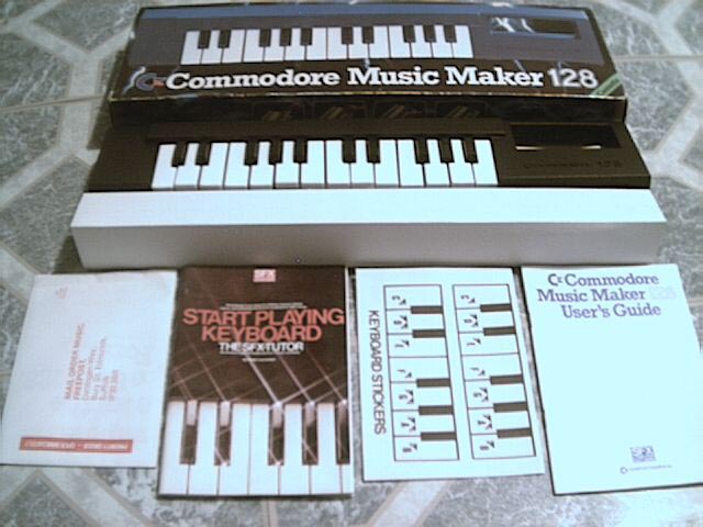 commodore128Musickeyboard.jpg