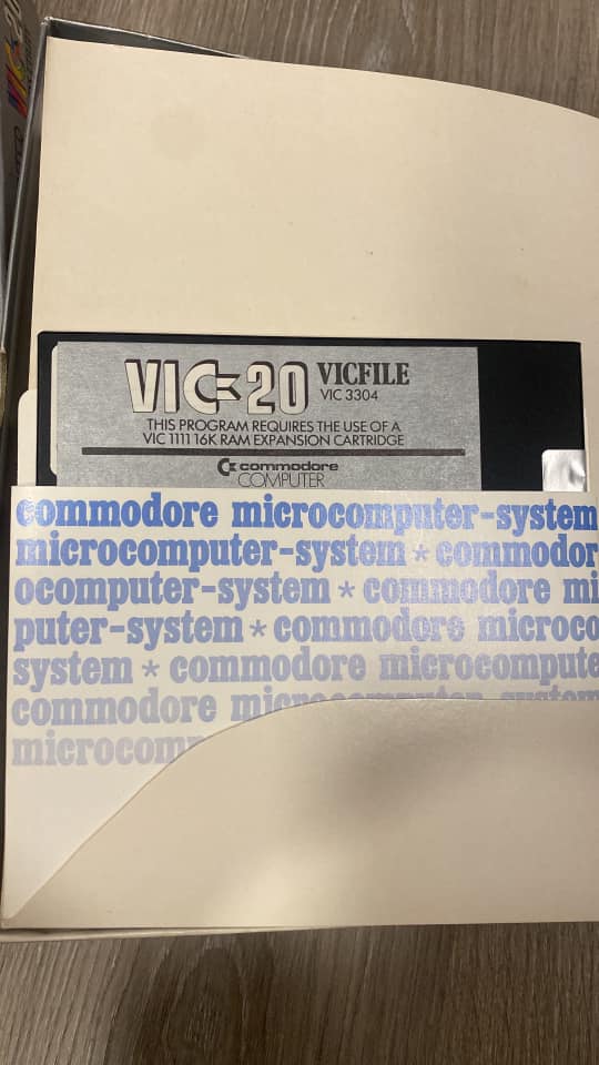 VIC3304-VICFile-4.jpg